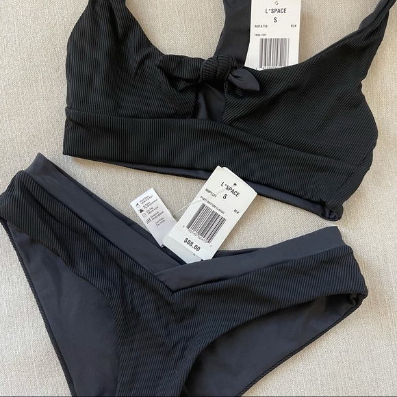 L’Space ribbed Tara Top and Pratt V Bikini bottom - Picture 7 of 16